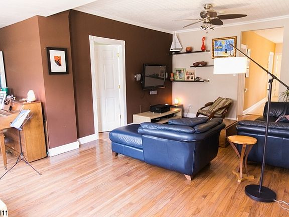 2nd image of 57 Greenwood Ave