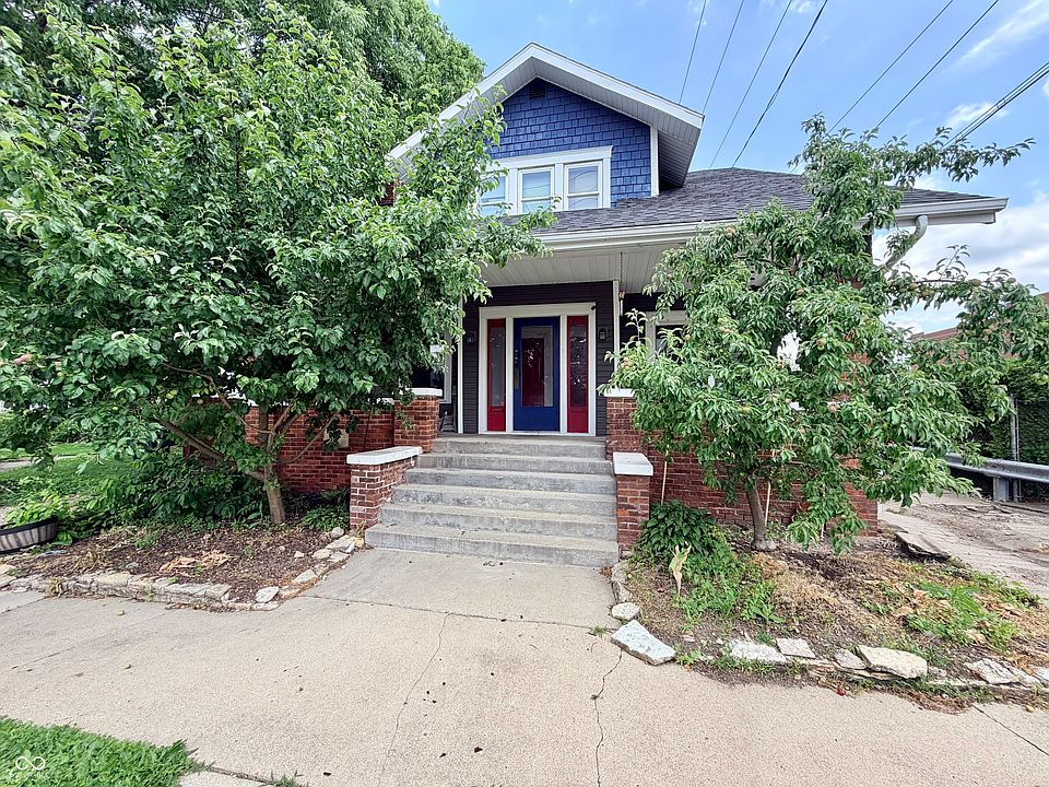 1st image of 212 N Elm St