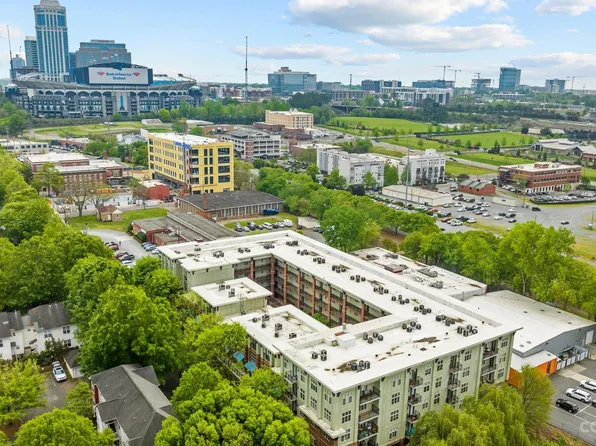 1101 W 1st St APT 416, Charlotte, NC 28202