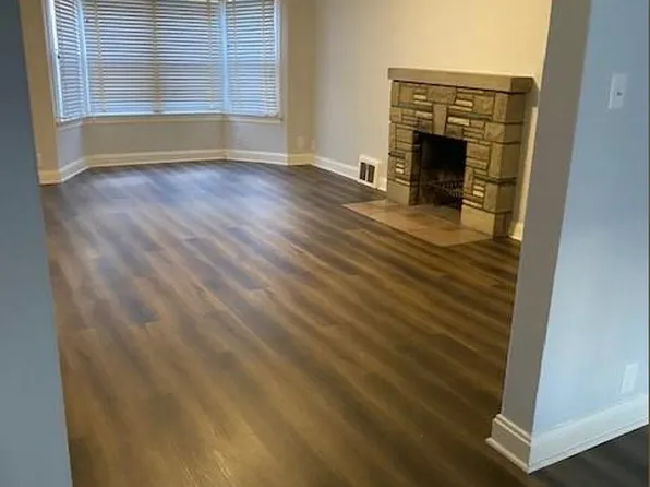 108 Laredo Ave, Saint Louis, MO 63125