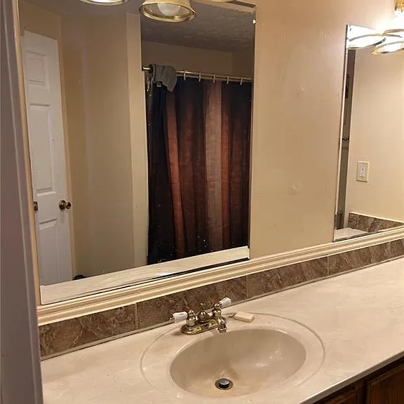 4262 Parkview Ct — Photo 6
