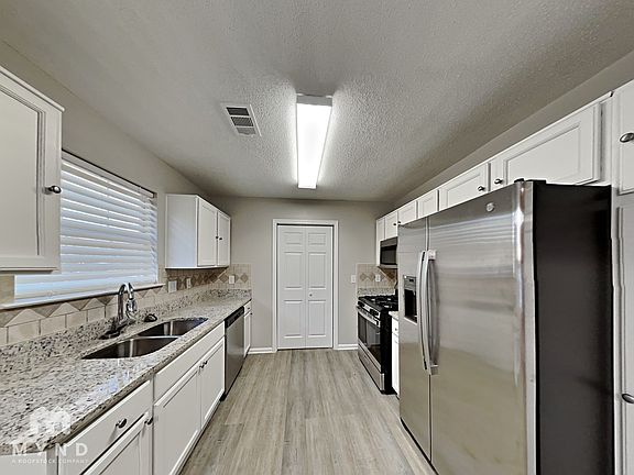 2nd image of 3000 Tudor Dr