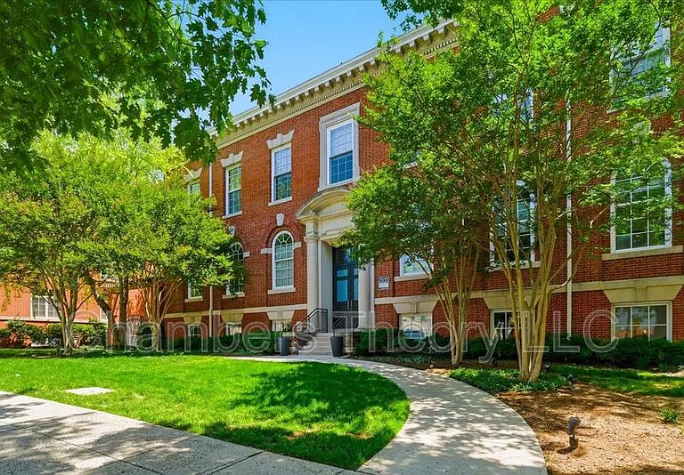 2035 2nd St NW #GL05 — Photo 3