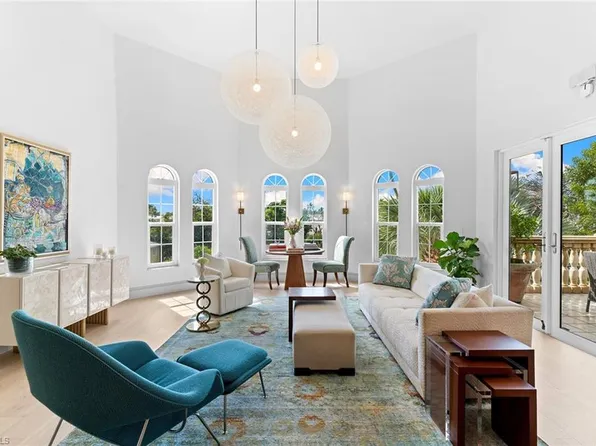 1005 4th ST S #203, NAPLES, FL 34102