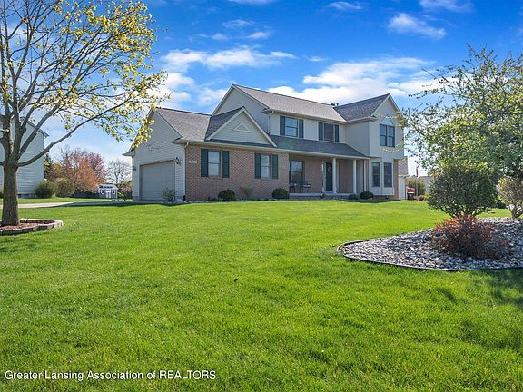 2nd image of 6834 French Creek Dr