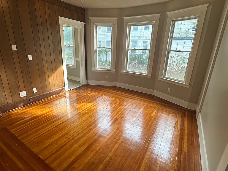 529 Dixwell Ave #1 — Photo 51