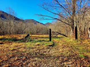 4359 McKinley Rd, Big Stone Gap, VA 24273