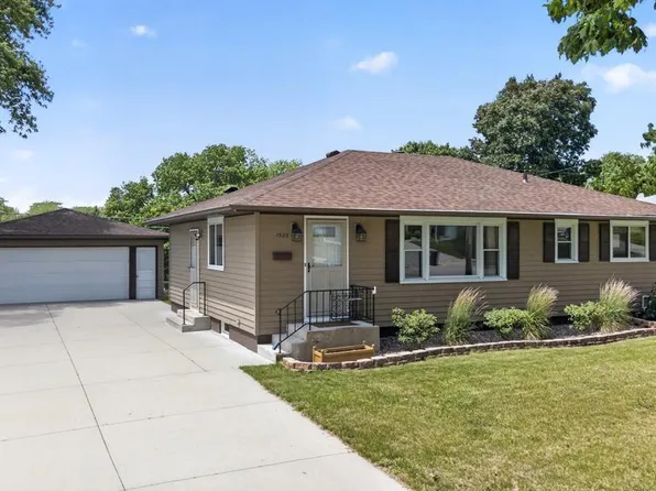 1525 11th Ave NE, Rochester, MN 55906