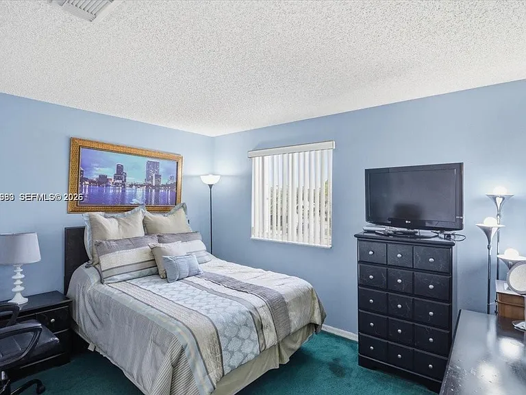 13741 SW 160th Ter — Photo 25