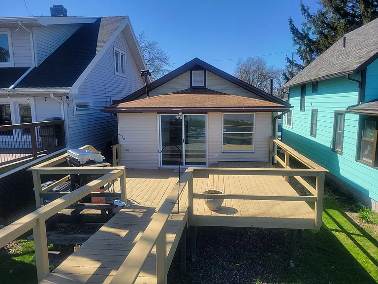 5932 Lakeside Ave — Photo 5