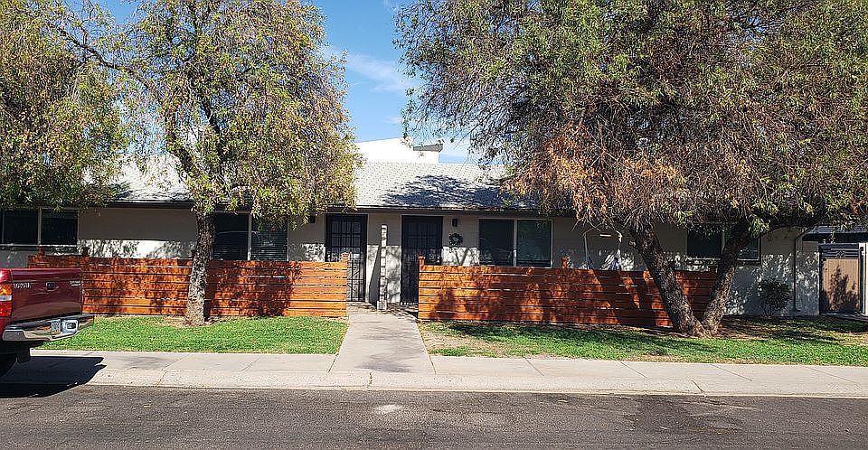 1st image of 3115 N 69th Pl