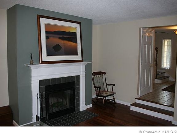 FIREPLACE IN LIVING ROOM.