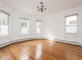 14 E Milton Rd #3, Brookline, MA 02445