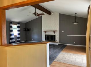 (Undisclosed Address), Oak Forest, IL 60452