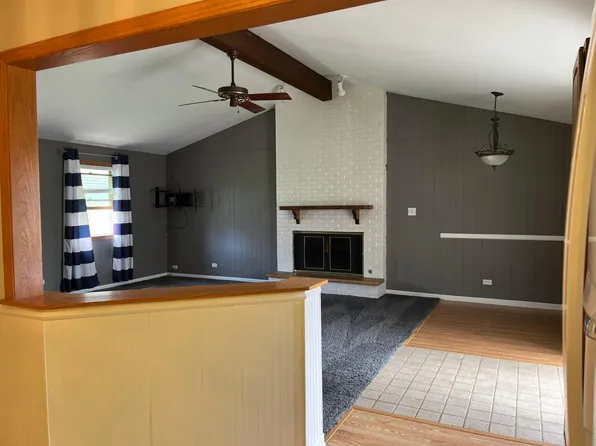 (undisclosed Address), Oak Forest, IL 60452