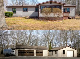 9180 Lincoln Lake Rd NE, Greenville, MI 48838