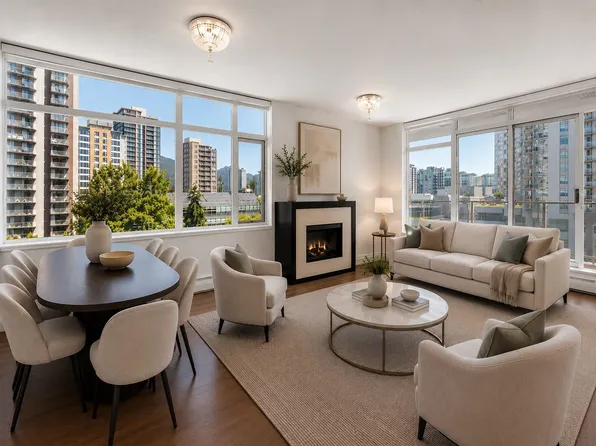158 W 13th St #802, North Vancouver, BC V7M 0A7