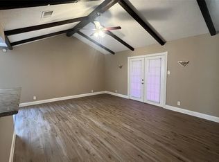 10118 Carlow Ln, La Porte, TX 77571