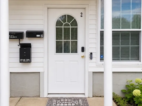 31-33 Ashland St #2, Haverhill, MA 01830