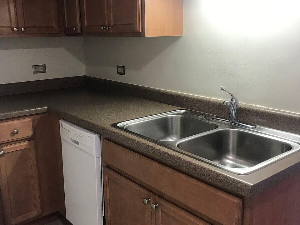 1st image of 1370 E Hyde Park Blvd #507