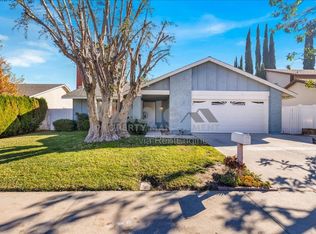 23708 Via Lupona, Santa Clarita, CA 91355