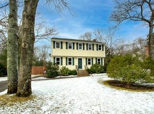 11 Sansome St, Plymouth, MA 02360