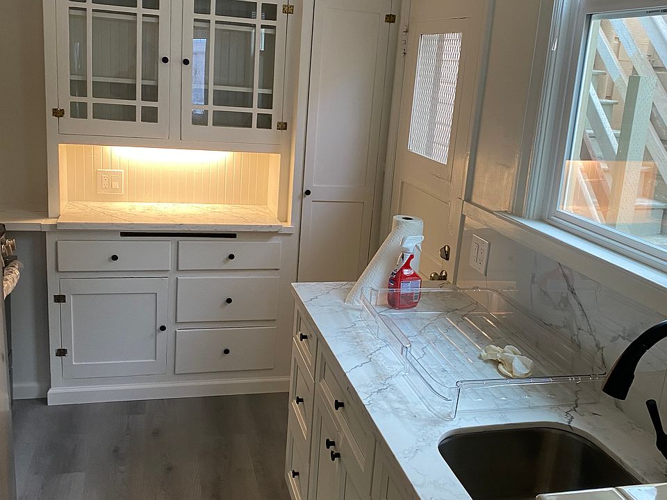 1st image of 1449 8th Ave #4