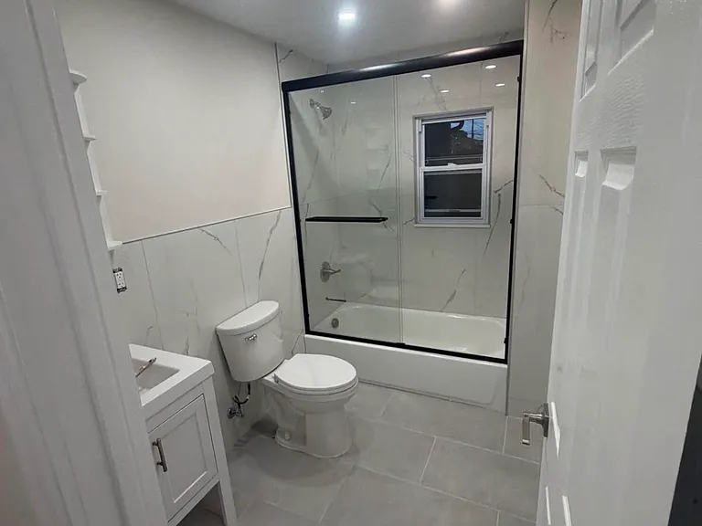 162 Frederick St #2 — Photo 8