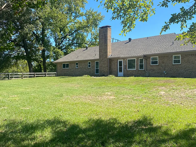 14508 State Highway 31 W — Photo 43