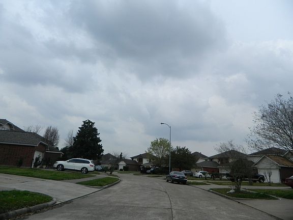 4th image of 7426 Village Lake Dr