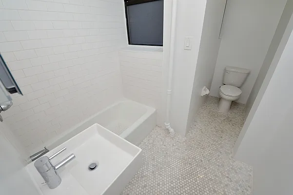 Rented by Aether Property Group | media 117