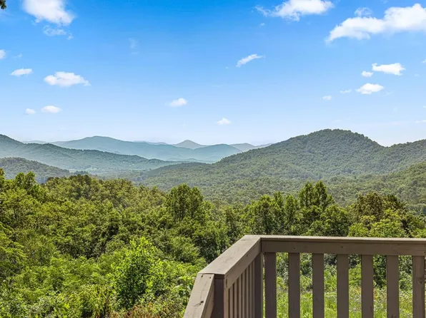 195 Mystic Mountain Rdg, Franklin, NC 28734
