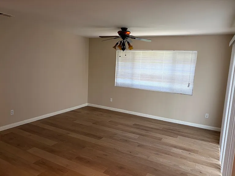 912 Purdue St — Photo 18