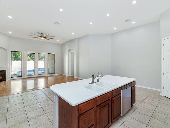4th image of 3002 N 50th St