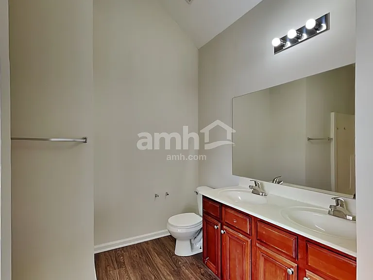 4032 Haworth Pkwy — Photo 11