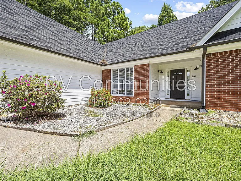 140 Coach Dr — Photo 5