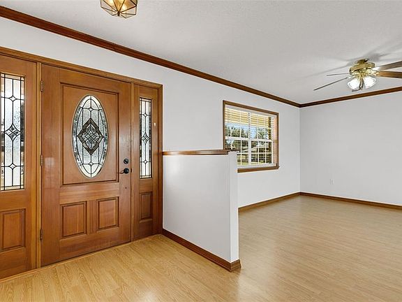 5th image of 5905 Magnolia Ln