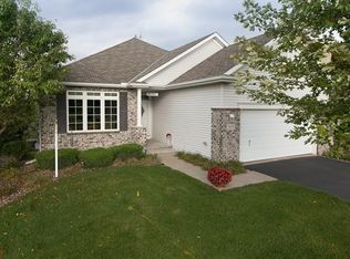 3819 Crossridge Way, Rosemount, MN 55068