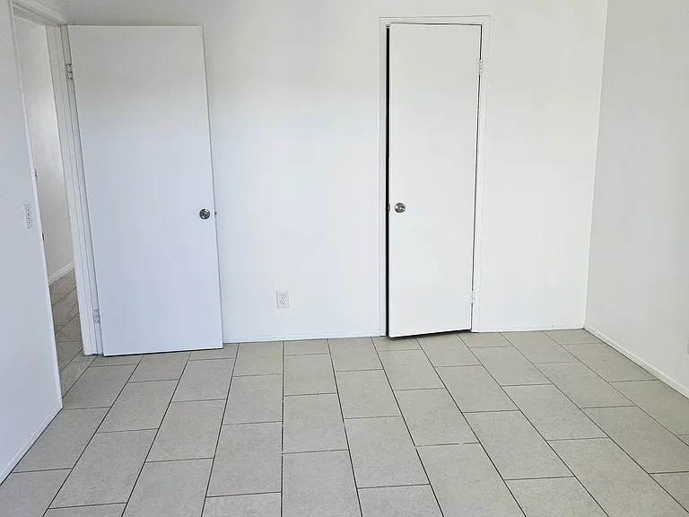 2120 E Avenue Q6 — Photo 11