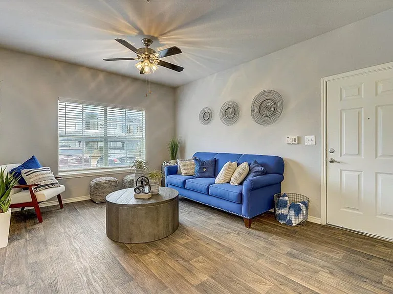 Southpoint Villas — Photo 3
