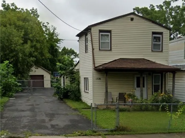 1326 Garden Ave, Niagara Falls, NY 14305