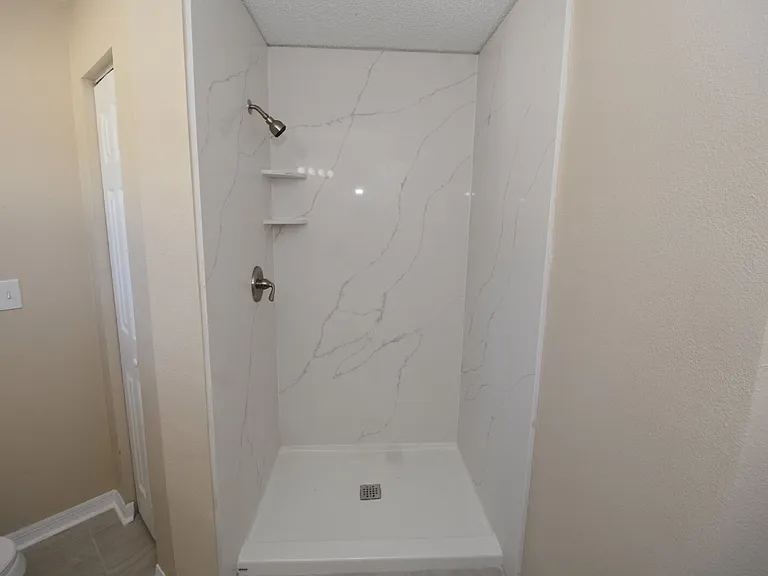6 Seckel Ct — Photo 30