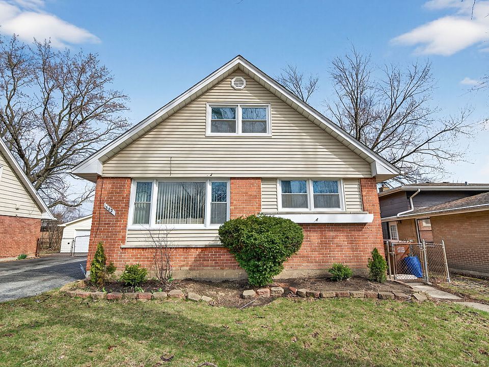1st image of 16827 Glen Oaks Dr