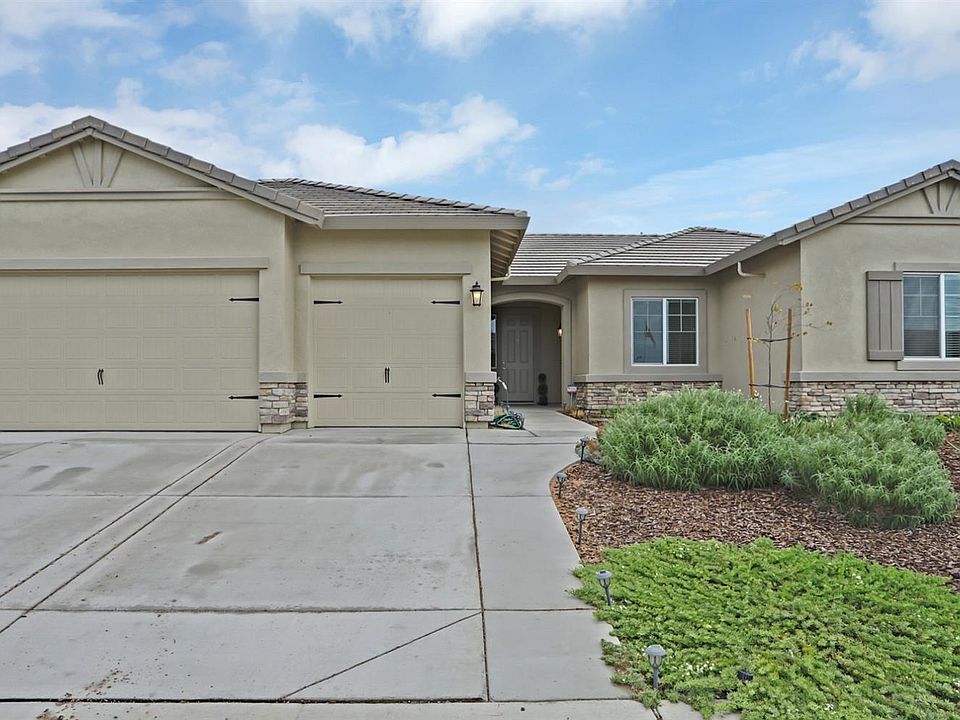 1st image of 1105 Marichal Way