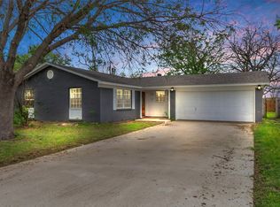 2504 Rutherford St, Irving, TX 75062