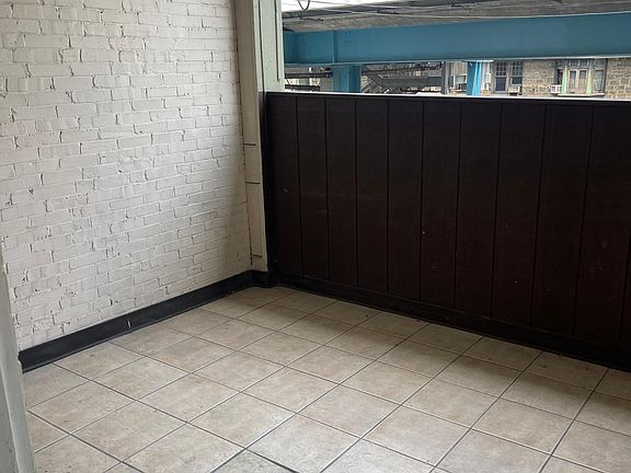 4th image of 5556 Market St Floor 2