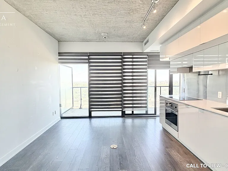 185 Roehampton Ave #2105 — Photo 3