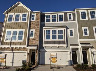 1118 Freeport Dr, Durham, NC 27703