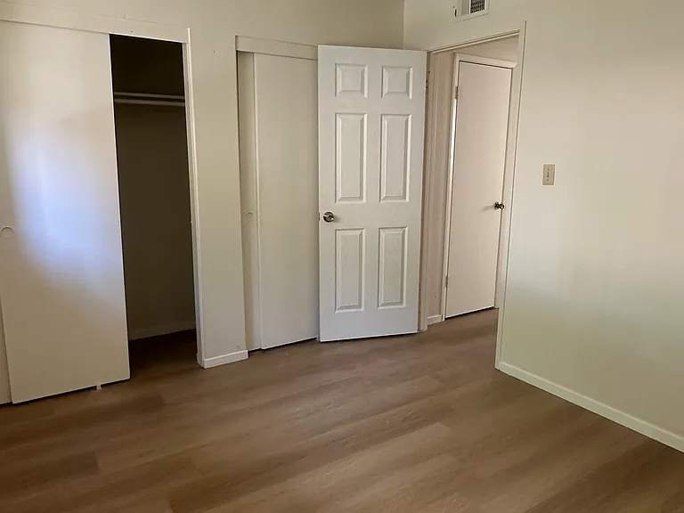 2136 Chrysler Dr #1 — Photo 8