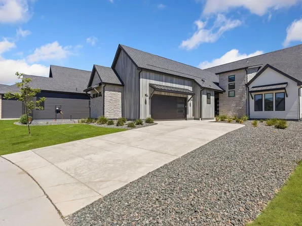 754 Beachside Dr, Windsor, CO 80550